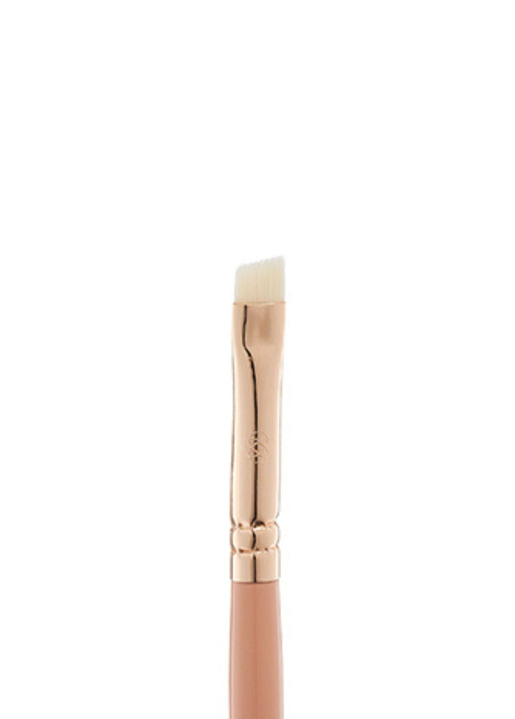 Zbliżenie na włosie pędzelka do eyelinera Annabelle Minerals do precyzyjnej aplikacji kosmetyków