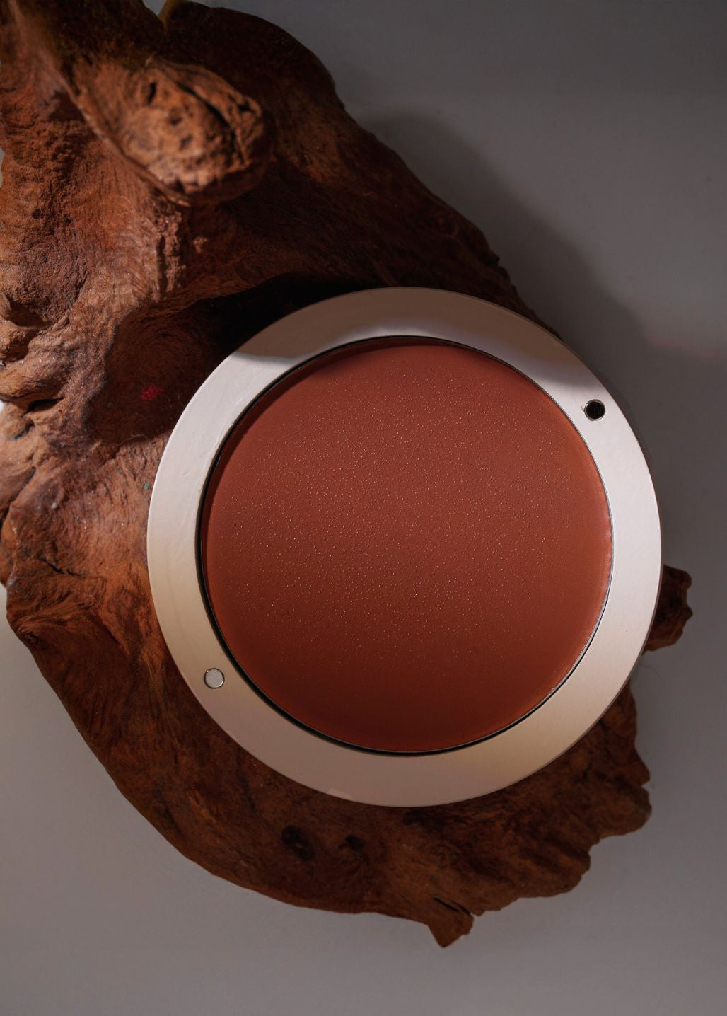 Tekstura bronzera Sculpt Balm Annabelle Minerals w odcieniu Brandy